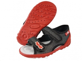 0-13-112NPL CZARNY BROKAT : WKŁADKI PROFILOWANE : sandałki kapcie obuwie wcz.dziecięce buty Renbut 19-27 0-13-112NPL CZARNY BROKAT : WKŁADKI PROFILOWANE : sandałki kapcie obuwie wcz.dziecięce buty Renbut 19-27