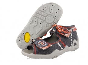01-250P055 SNAKE szaro czerwony z autem wyścigowym sandalki kapcie buciki obuwie dziecięce wcz.dziecięce buty Befado Snake 01-250P055 SNAKE szaro czerwony z autem wyścigowym sandalki kapcie buciki obuwie dziecięce wcz.dziecięce buty Befado Snake