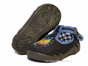 0-13-102 szare z autkiem WKŁADKI SKÓRZANE buciki-kapcie wcz.dziecięce Renbut 19-25 0-13-102 szare z autkiem WKŁADKI SKÓRZANE buciki-kapcie wcz.dziecięce Renbut 19-25