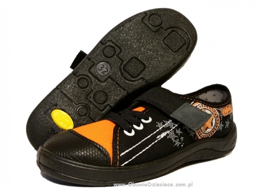 21-251Y041 TIM czarno pomarańczowe półtrampki na rzep kapcie-buciki obuwie dziecięce na rzep BEFADO