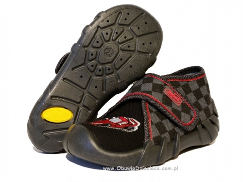 0-112P128 SPEEDY szaro czarne z wyścigówką kapcie buciki obuwie dziecięce na rzep poniemowlęce Befado  18-26