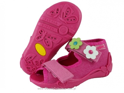 01-242P051 PAPI różowe z kwiatkami sandałki kapcie buciki obuwie wcz.dziecięce buty Befado Papi  18-25